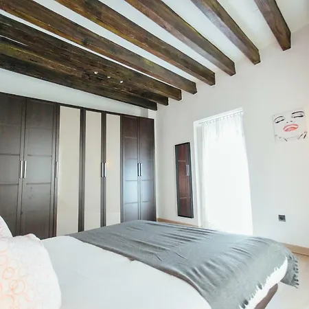 Triplex Con Terraza Celinda Holiday home